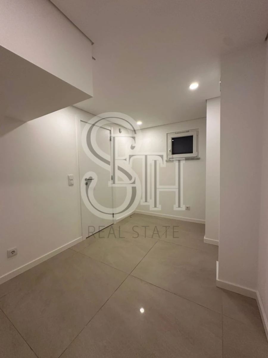 Moradia T3 para Venda em Charneca de Caparica e Sobreda Foto 40