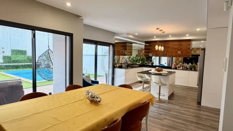Moradia T4 para Venda em Canidelo