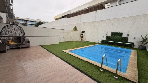 Moradia T4 para Venda em Canidelo