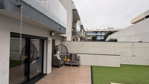 Moradia T4 para Venda em Canidelo