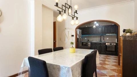 Moradia T4 para Venda em Grijó e Sermonde