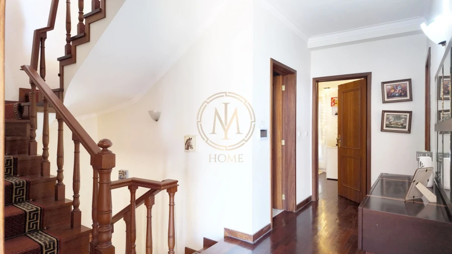 Moradia T4 para Venda em Grijó e Sermonde Foto 11