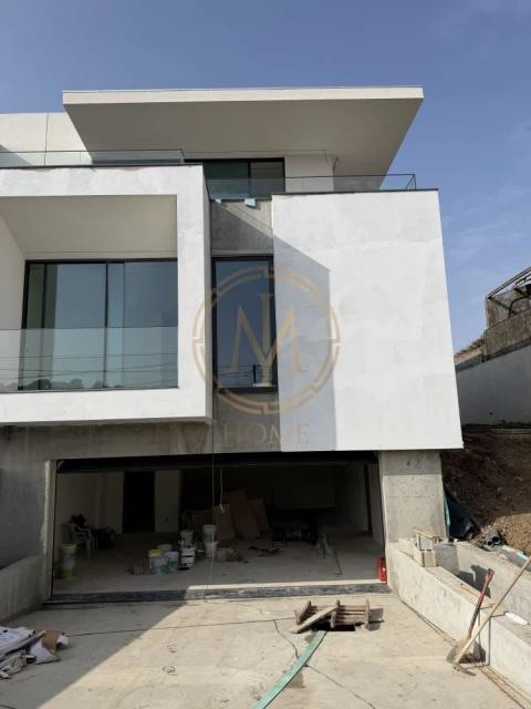 Moradia T4 para Venda em Canidelo