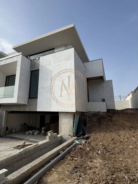 Moradia T4 para Venda em Canidelo