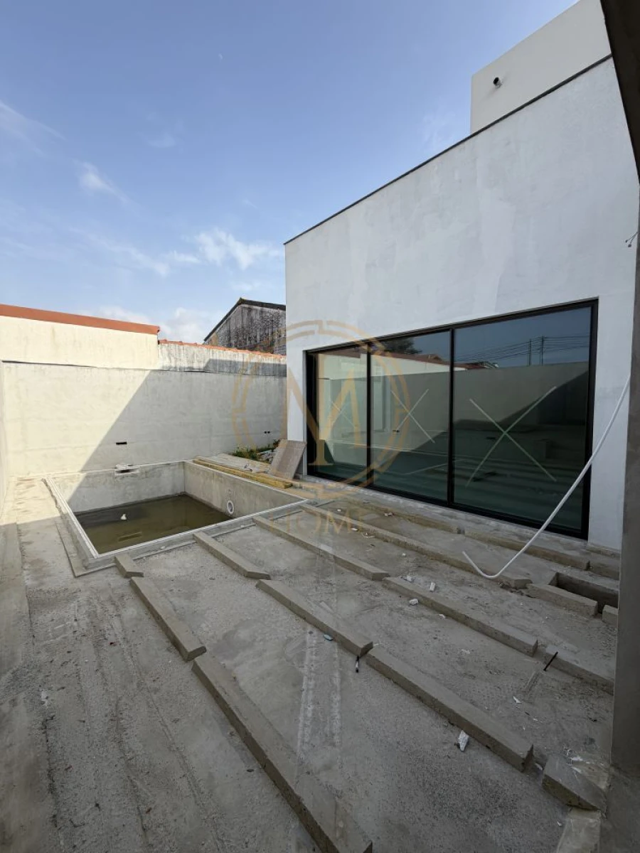 Moradia T4 para Venda em Canidelo Foto 11