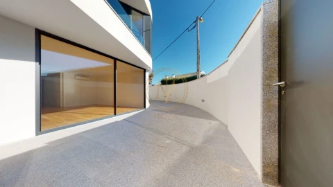 Moradia T2 para Venda em Madalena