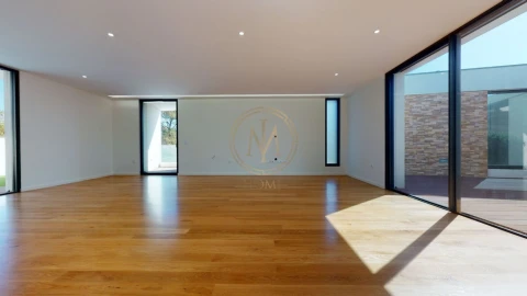 Moradia T2 para Venda em Madalena