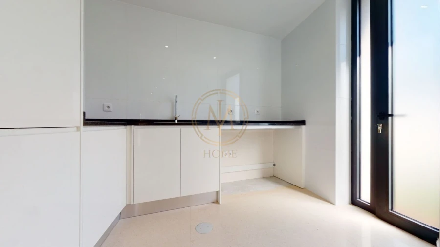 Moradia T2 para Venda em Madalena Foto 8