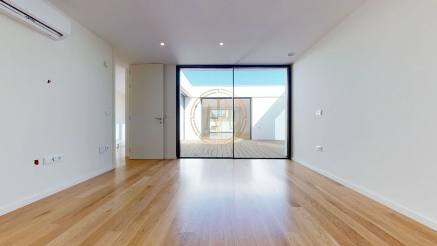 Moradia T2 para Venda em Madalena Foto 14