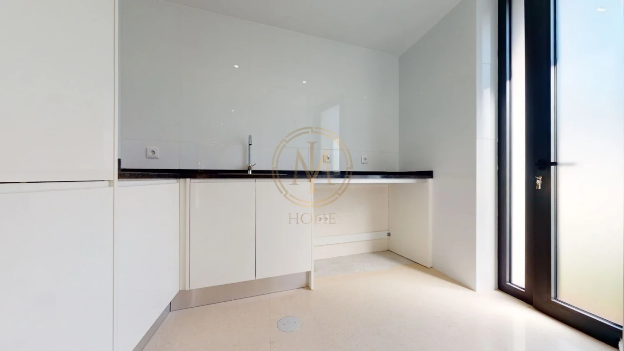 Moradia T2 para Venda em Madalena Foto 8