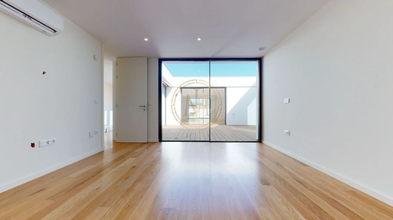 Moradia T2 para Venda em Madalena Foto 14