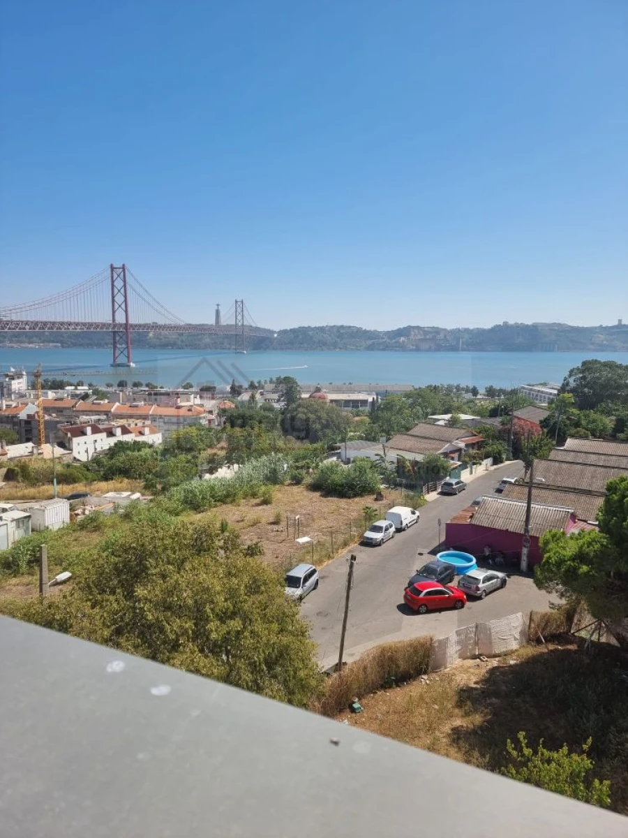 Apartamento T1 para Venda em Alcantara Foto 9