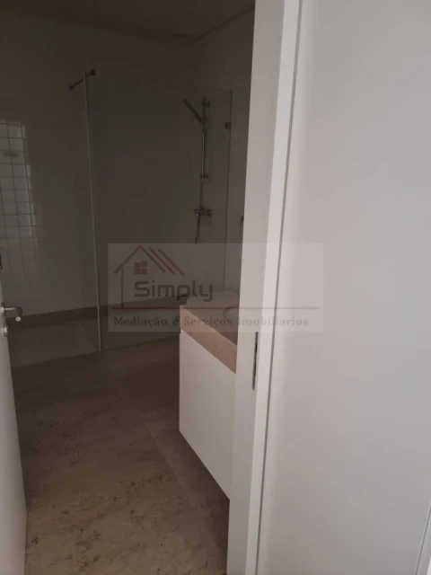 Apartamento T0 para Venda em Alcantara