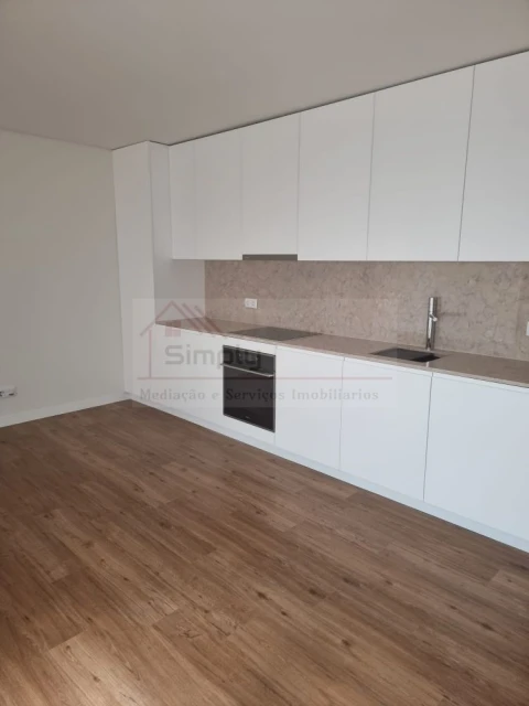 Apartamento T0 para Venda em Alcantara