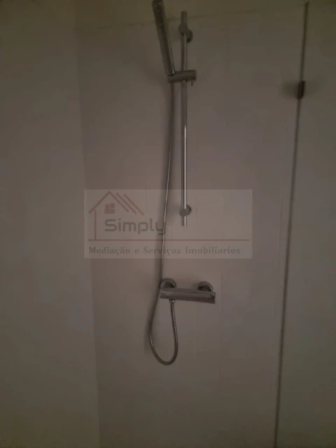 Apartamento T0 para Venda em Alcantara