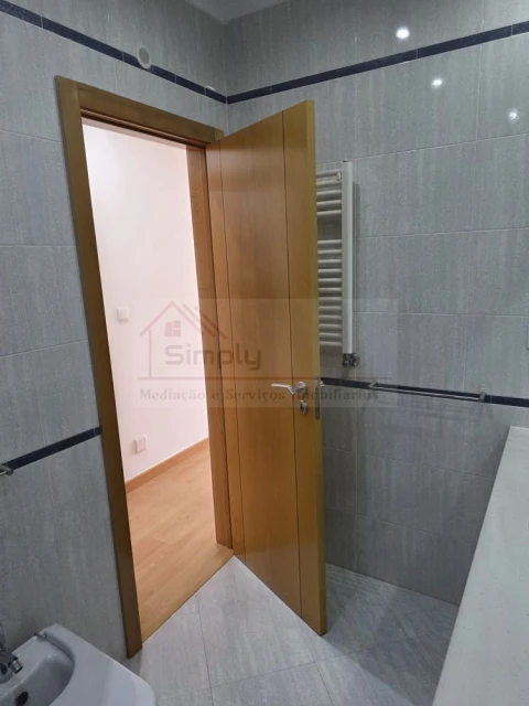 Apartamento T3 para Venda em Odivelas