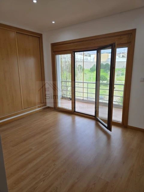 Apartamento T3 para Venda em Odivelas