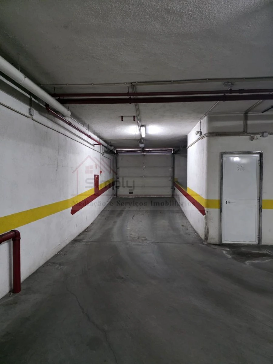 Apartamento T3 para Venda em Odivelas Foto 52