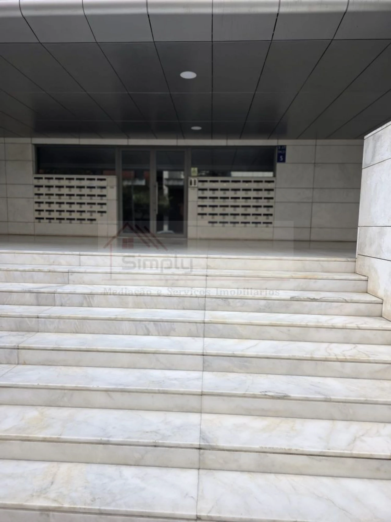 Garagem para Venda em Parque das Nações Foto 4