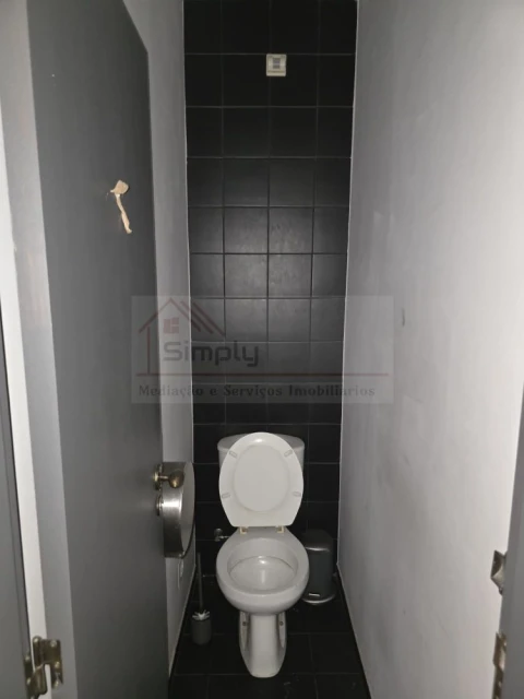 Loja para Venda em Estrela