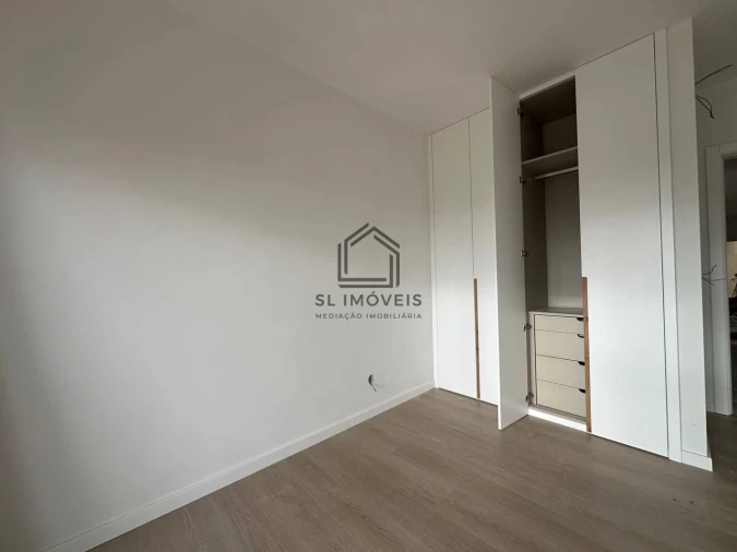 Moradia T4 para Venda em Quinta do Anjo Foto 10