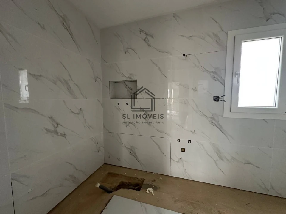 Moradia T4 para Venda em Quinta do Anjo Foto 11