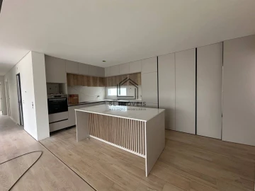 Moradia T3 para Venda em Fernao Ferro