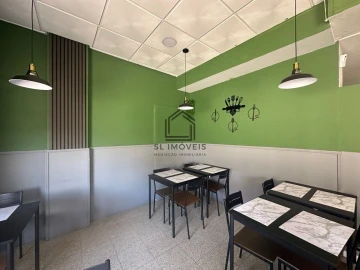 Loja para Trespasse em Seixal, Arrentela e Aldeia de Paio Pires