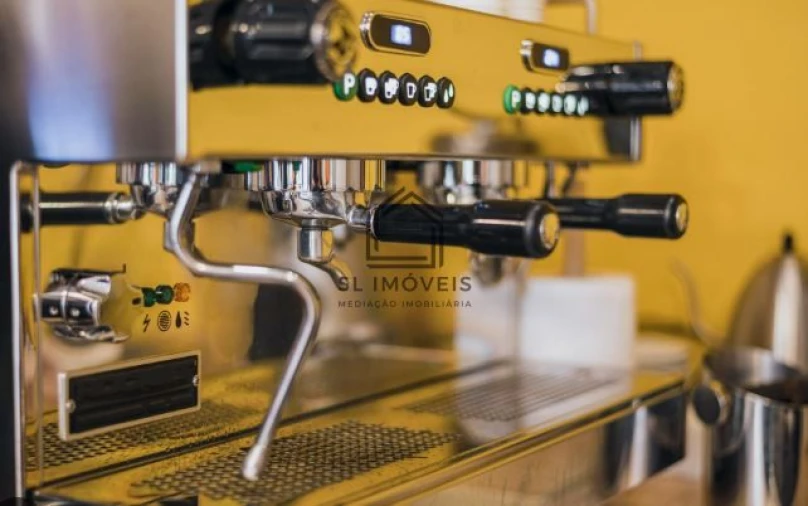 Loja para Trespasse em Seixal, Arrentela e Aldeia de Paio Pires Foto 3