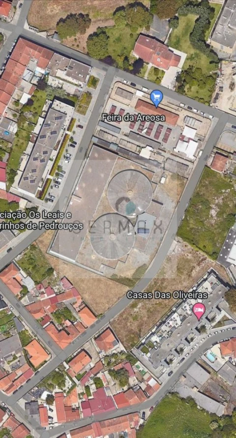 Terreno para Venda em Pedrouços