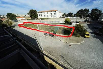 Terreno para Venda em Campanhã