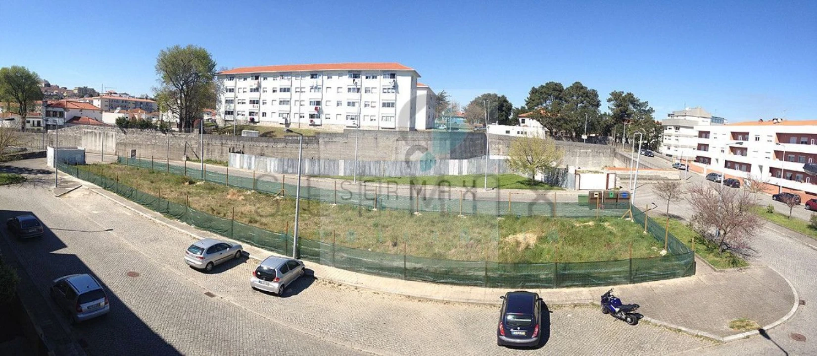 Terreno para Venda em Campanhã Foto 3