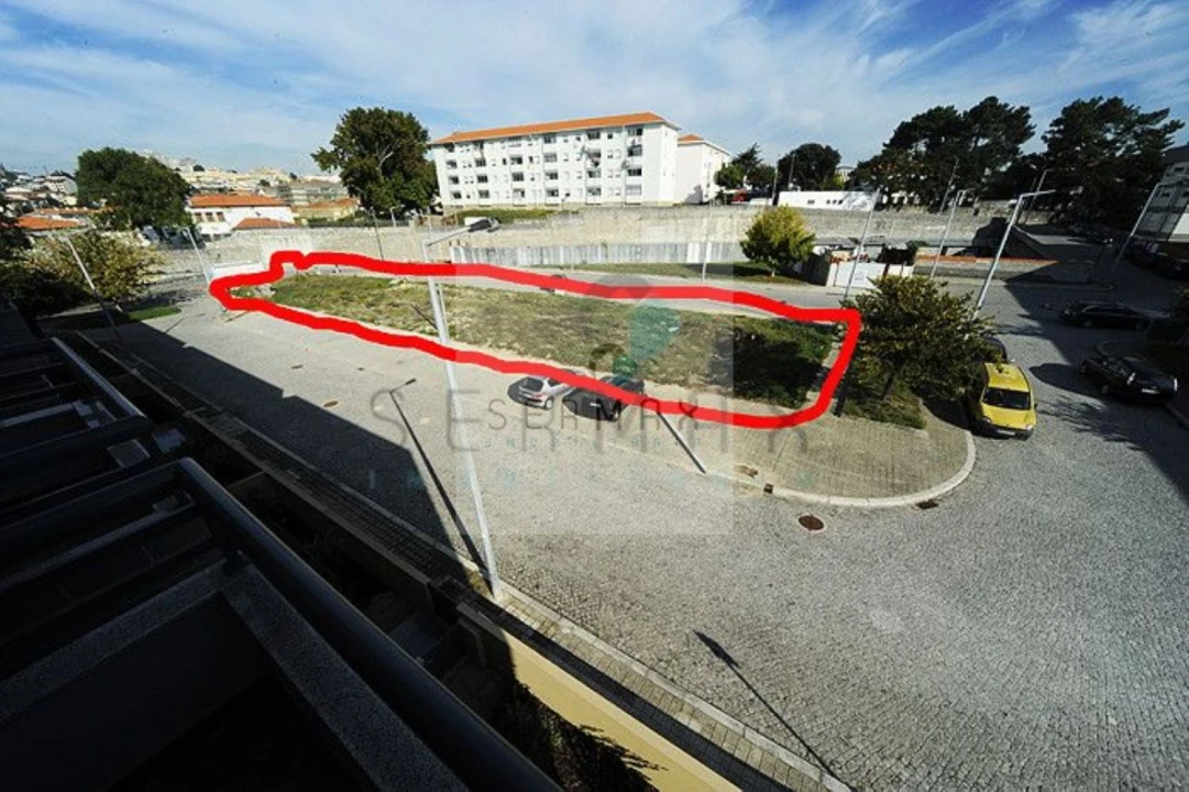 Terreno para Venda em Campanhã Foto 2