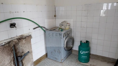 Moradia T8 para Venda em Campanhã