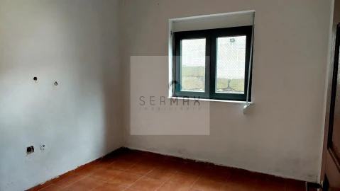 Moradia T8 para Venda em Campanhã