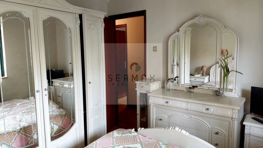 Moradia T8 para Venda em Campanhã Foto 9