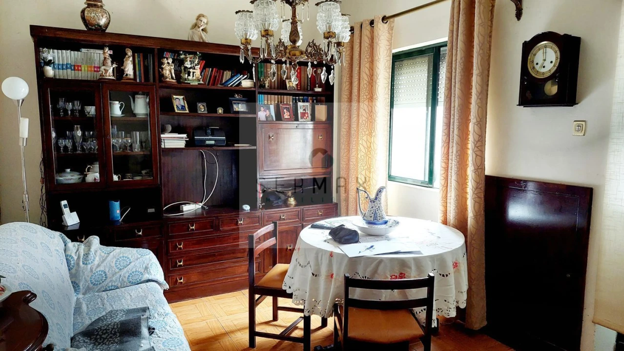 Moradia T8 para Venda em Campanhã Foto 5