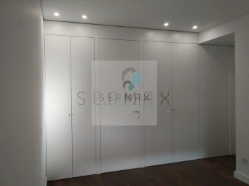 Apartamento T4 para Venda em Cedofeita, Santo Ildefonso, Sé, Miragaia, São Nicolau e Vitória