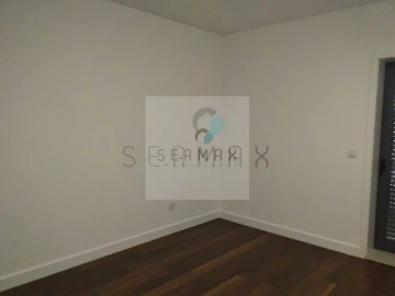 Apartamento T4 para Venda em Cedofeita, Santo Ildefonso, Sé, Miragaia, São Nicolau e Vitória