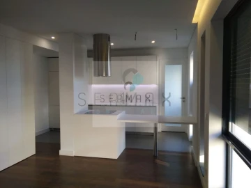 Apartamento T4 para Venda em Cedofeita, Santo Ildefonso, Sé, Miragaia, São Nicolau e Vitória