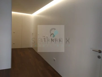 Apartamento T4 para Venda em Cedofeita, Santo Ildefonso, Sé, Miragaia, São Nicolau e Vitória
