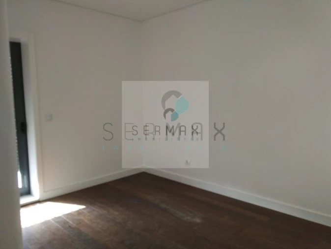 Apartamento T4 para Venda em Cedofeita, Santo Ildefonso, Sé, Miragaia, São Nicolau e Vitória Foto 17