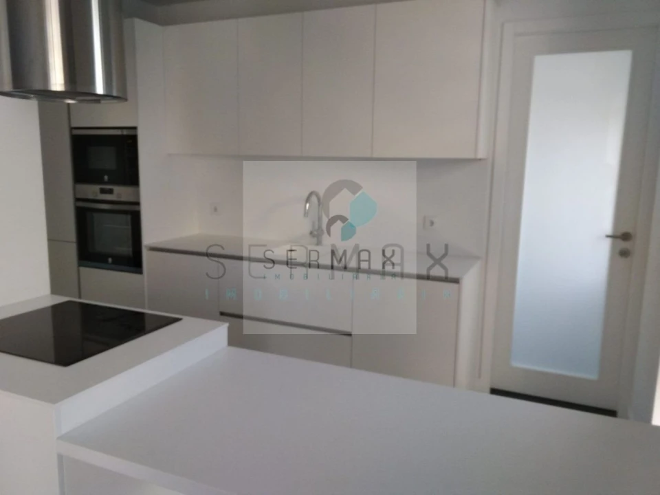 Apartamento T4 para Venda em Cedofeita, Santo Ildefonso, Sé, Miragaia, São Nicolau e Vitória Foto 11