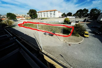 Terreno para Venda em Campanhã