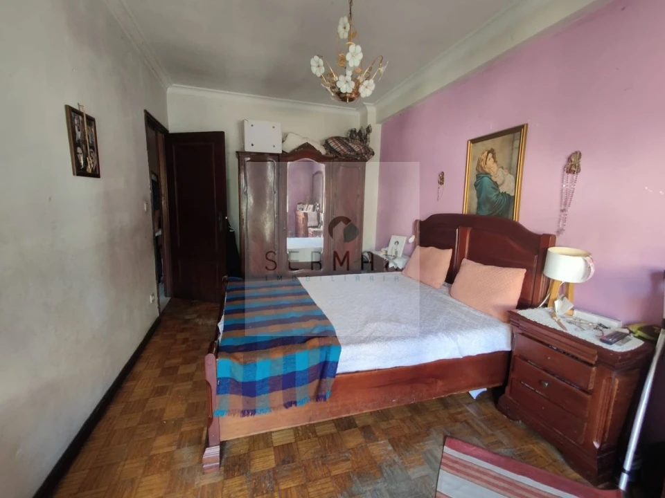 Apartamento T2 para Venda em Campanhã Foto 10