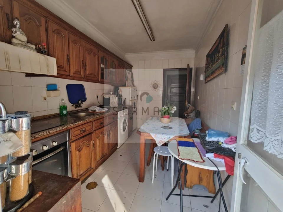 Apartamento T2 para Venda em Campanhã Foto 3