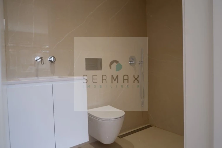 Apartamento T3 para Venda em Lordelo do Ouro e Massarelos Foto 16