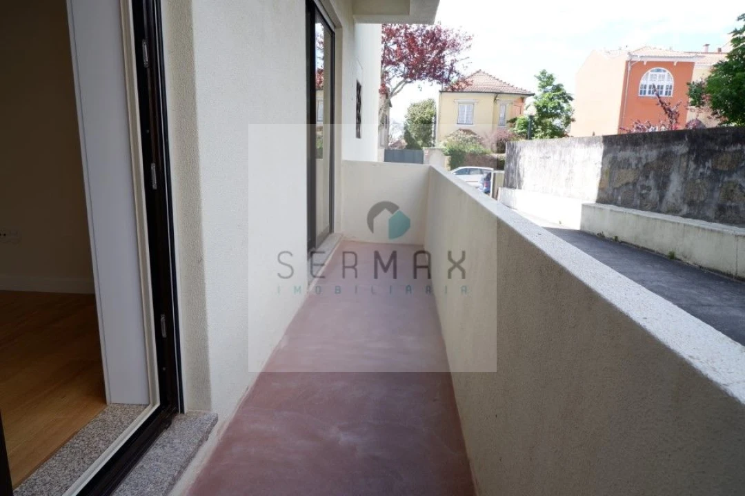 Apartamento T3 para Venda em Lordelo do Ouro e Massarelos Foto 12