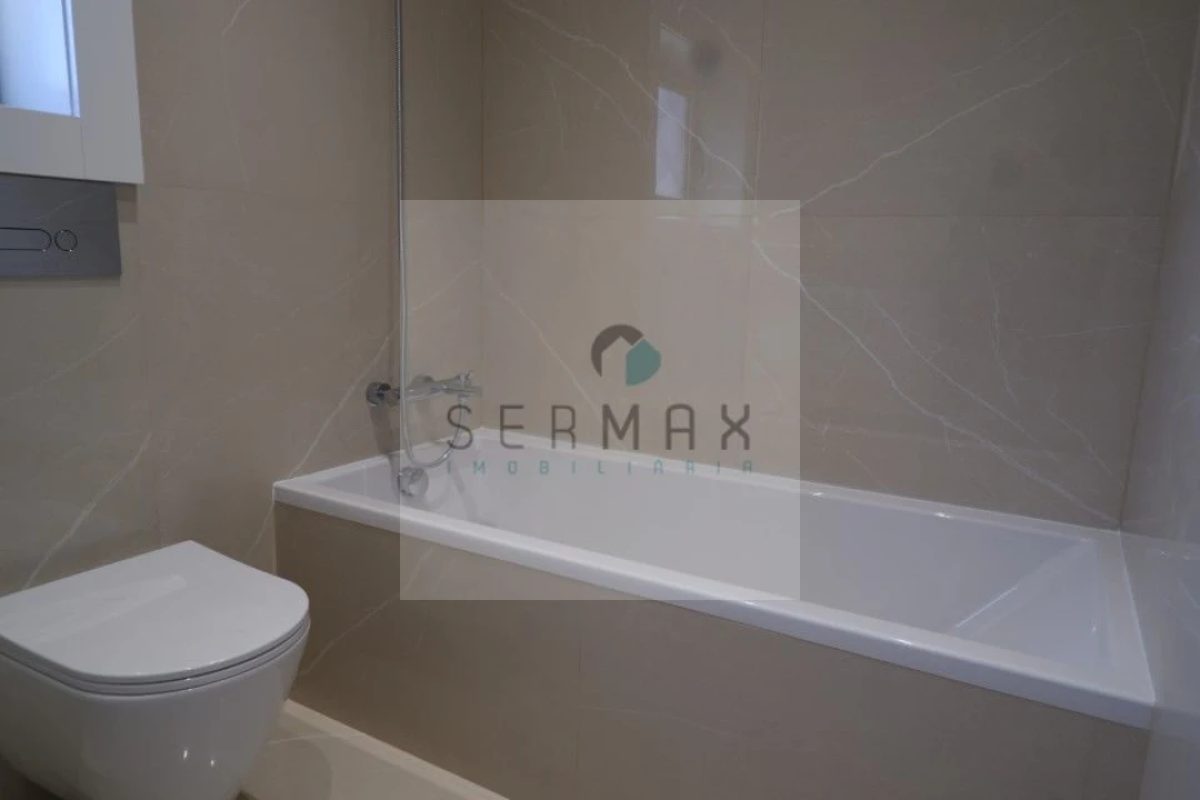 Apartamento T3 para Venda em Lordelo do Ouro e Massarelos Foto 20