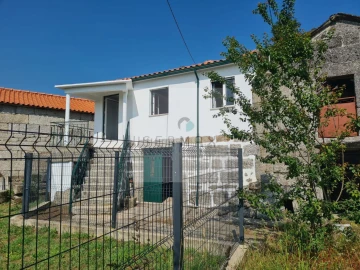 Moradia T2 para Venda em Valdreu